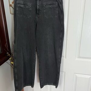 Really cute high rise wide leg jeans from old navy - worn once